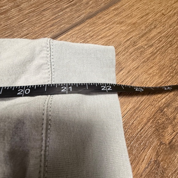 Boys's Vineyard Vines Bundle Size XL (18) T-shirt, Long Sleeve, Button Down - Picture 11 of 16